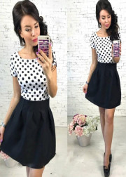 Костюм (блузка и юбка)