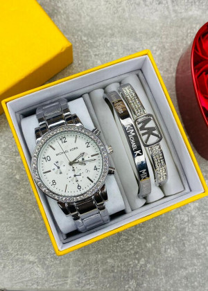Подарочный набор часы, 2 браслета и коробка 20713420