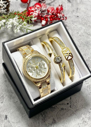 Подарочный набор часы, 2 браслета и коробка 20853607