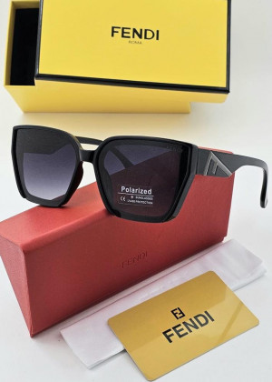 Набор женские солнцезащитные очки, коробка, чехол + салфетки #21209728