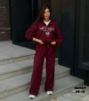 Спортивный костюм