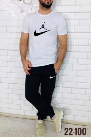 Спортивный костюм 22930844