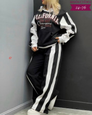 Спортивный костюм