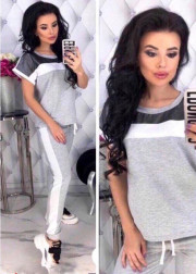 Спортивный костюм