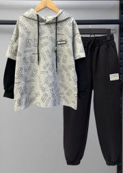 Спортивный костюм