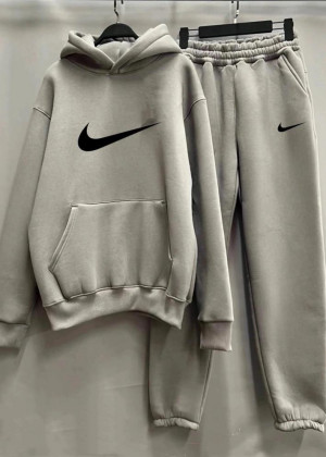 Спортивный костюм 23094559