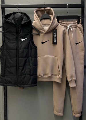 Спортивный костюм 23094577