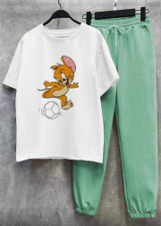 Спортивный костюм