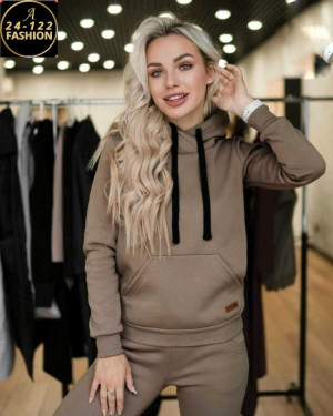 Спортивный костюм 23120555