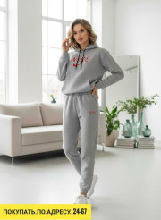 Спортивный костюм