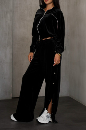 Спортивный костюм 23133599