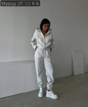 Спортивный костюм 23135917