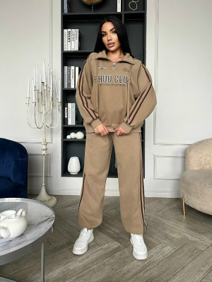 Спортивный костюм 23138344