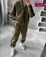 Спортивный костюм