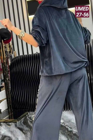 Спортивный костюм #23175167