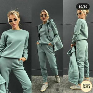 Спортивный костюм #23175283