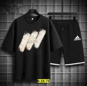 Спортивный костюм #23178793