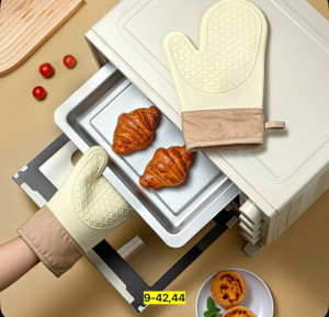 Перчатки #23180412