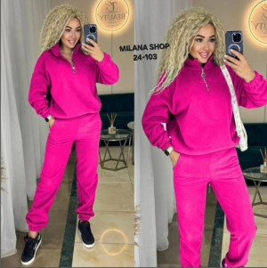 Спортивный костюм #23180969