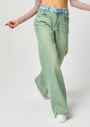 Джинсы #23225340