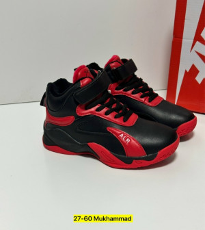 Кроссовки #23237973