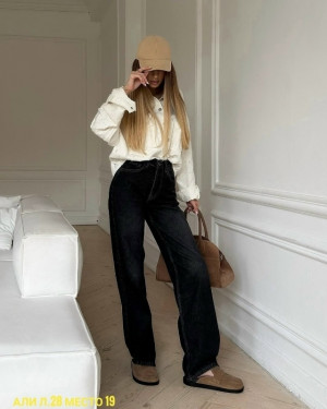 Джинсы #23239990