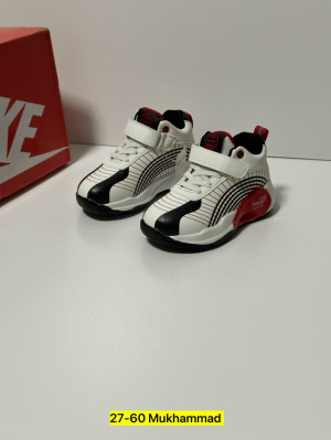 Кроссовки #23255591