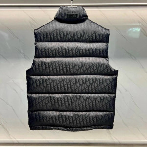 Жилет #23259354