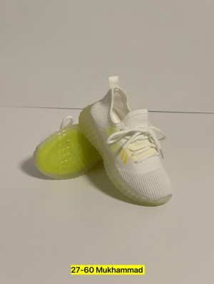 Кроссовки #23264392