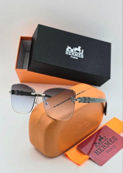 Женские солнцезащитные очки