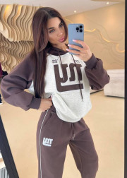 Спортивный костюм