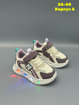 Кроссовки #23273509