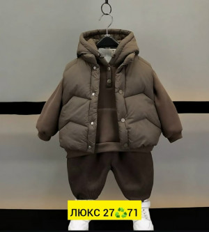 Спортивный костюм #23290813