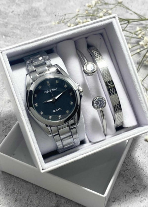 Подарочный набор для женщин часы, 2 браслета + коробка 23304599