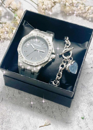 Подарочный набор для женщин часы и браслет+ коробка 23304711