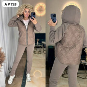 Спортивный костюм