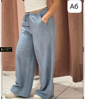 Джинсы #23319152