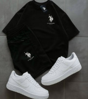 Спортивный костюм