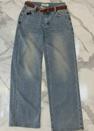 Джинсы #23325262