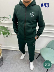 Спортивный костюм