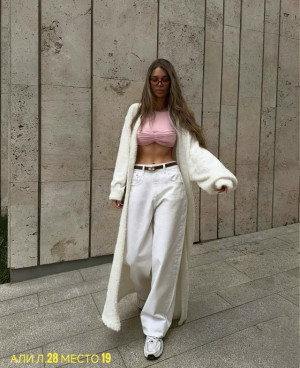 Джинсы #23325943