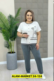 Костюм
