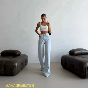 Джинсы #23382470