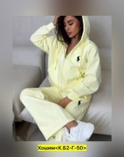 Костюм