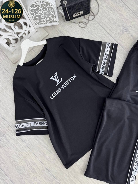 Спортивный костюм 22903919