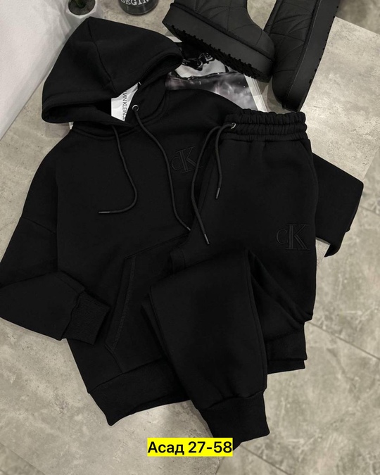 Спортивный костюм 22905576