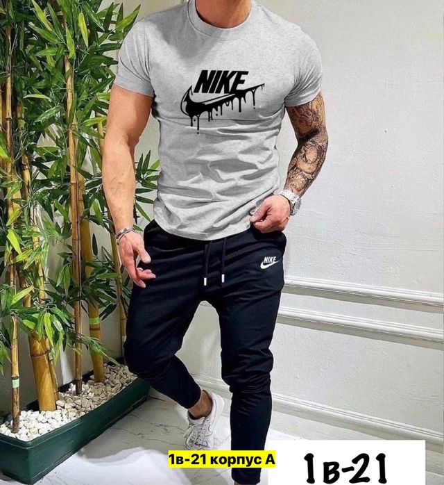 Спортивный костюм 22906736