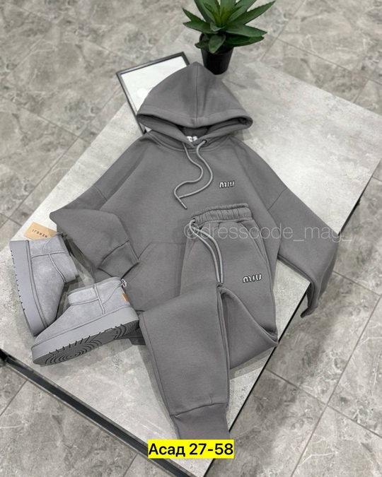 Спортивный костюм 22911034