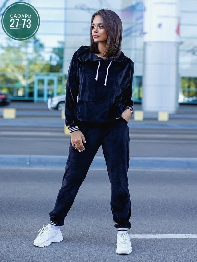 Спортивный костюм 22919475