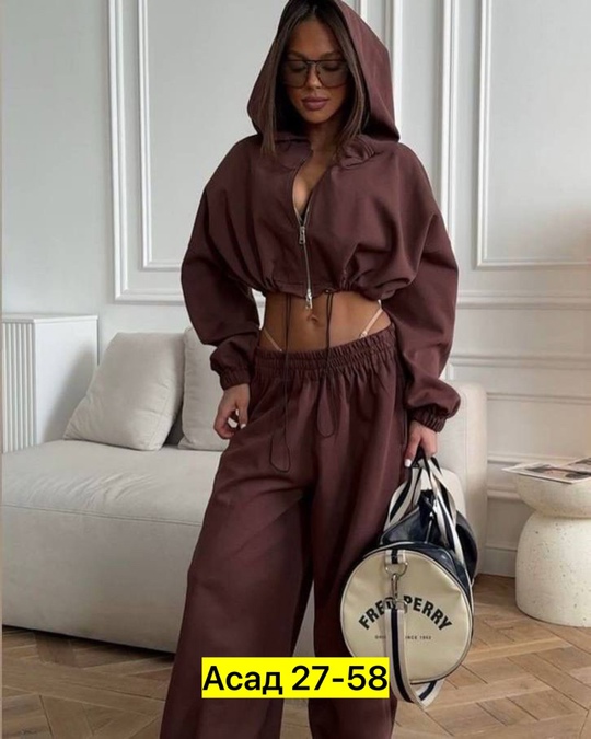 Спортивный костюм 22920641